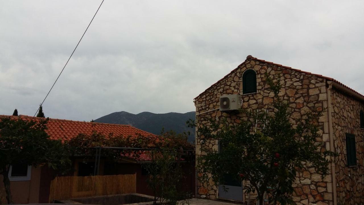 Villa The Stone House-Zacharatos Nikolaos Pouláta Esterno foto